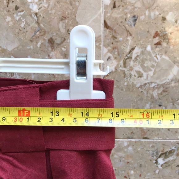 ANGVNS maroon mini pleated skirt - Picture 5 of 6